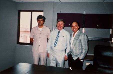 1988 Eduardo Garza T En La Bendición De Planta Santa Catarina Junto A Proveedores Que Colaboraron En La Instalación De Los Equipos. 