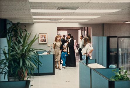 1988 Las Nuevas Instalaciones Tenían Ya Las Características De Una Planta Moderna. Las Oficinas Tienen Vista A Las áreas De Operación Y Se Consideró El Tránsito De Montacargas Y El Flujo Operativo. 