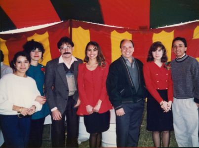 1990 AA2 Durante Años, La Posada Navideña Ha Sido Un Medio De Integración Con Todo El Personal.