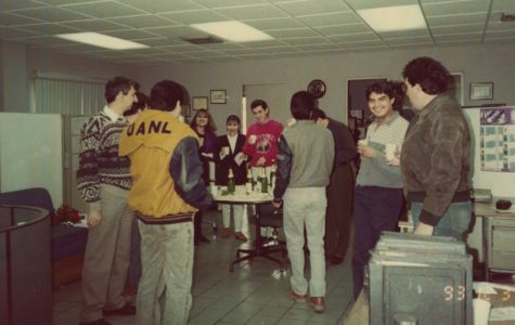 1998 Celebración De Brindis Con Motivo De Fin De Año