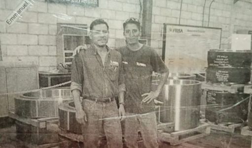 2000. Colaboradores En Área De Inspección Maquinados Estándar Copy