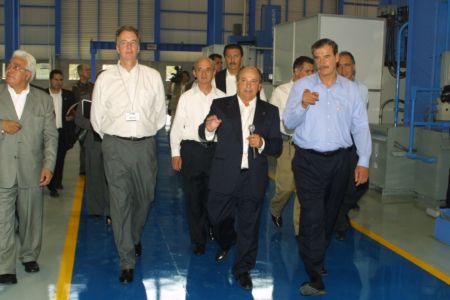 2003 AA Inauguración De FRISA Aerospace. Visita Del Presidente Vicente Fox. (1)