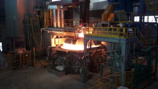 2016 Aa 2016 Encendido De Horno Eaf. Primera Colada De Prueb