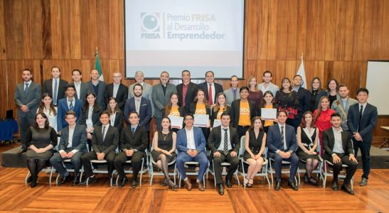 2017-ZZ-2017-Celebración-del-premio-FRISA-al-Desarrollo-Emp