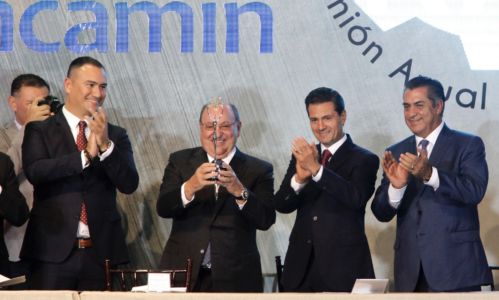2017-ZZ-2017-Entrega-de-presea-Concamín-a-Eduado-Garza-T--p