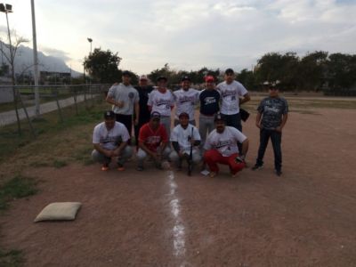 2017-ZZ-2017-Equipo-de-softball-representativo-de--FRISA-en-