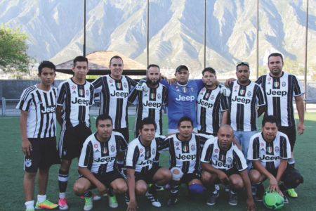 2017-CC-2017-Torneo-interno-de-fútbol-FRISA-(2)