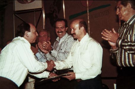 1993 A1 Ese Año Tuvimos Dos Grandes Logros  Ganamos El Premio Nacional De Exportación En La Categoría De Empresas Industriales Medianas Y Fuimos La Primera Empresa En México En Obtener El Certificado ISO-9002.